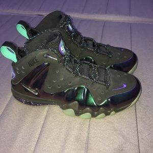 CHARLES BARKLEY NIKES